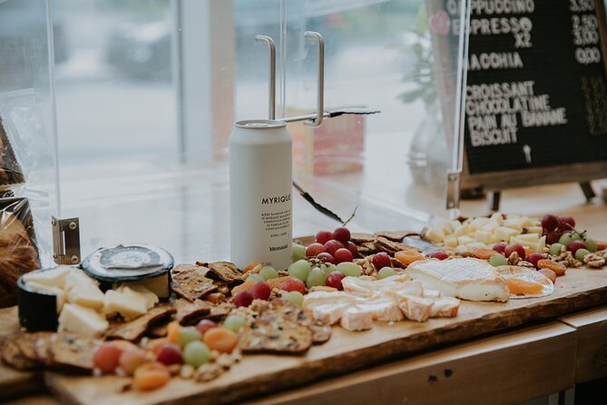 Point Saint Charles Beer Tour - Practical Details: Meeting Point and Group Size