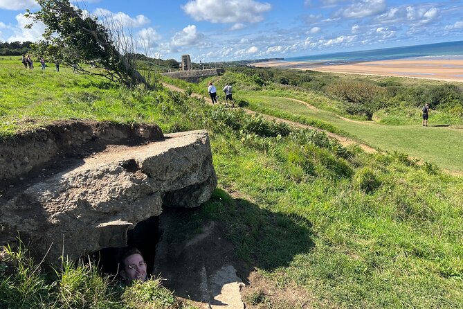 Pointe du Hoc, Omaha beach from Paris aboard a van (Private Tour) - Normandy American Cemetery: Honoring the Fallen
