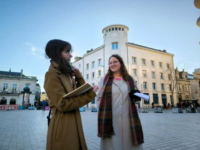 Poitiers: Eleanor's Treasure Hunt  Guided City Tour - Key Points