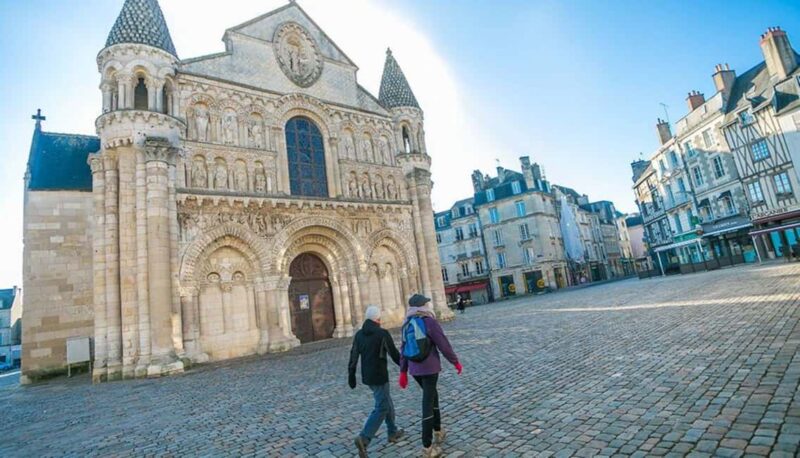 Poitiers: Outdoor Escape Game - In Search of Legends - Discover Poitiers’ Iconic Streets and Bell Towers