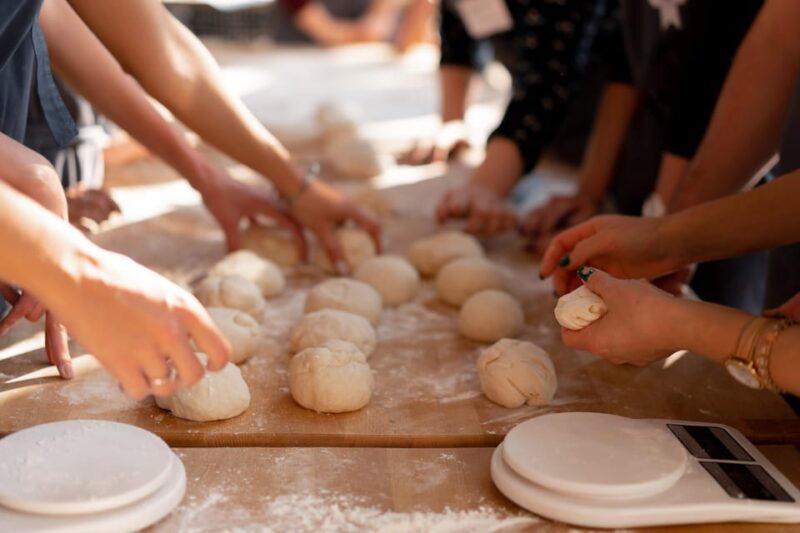Polignano a Mare: Apulian Cooking Class with Food and Drinks - The Atmosphere and Group Dynamic