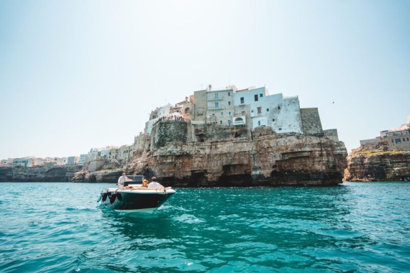 Polignano a Mare: Boat Cruise with Prosecco - Scenic Views and Photo Opportunities