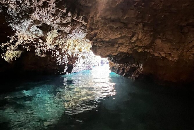 Polignano a Mare luxury boat tour, aperitif, diving and snorkeling - Food and Drink: Aperitif with Apulian Flavors