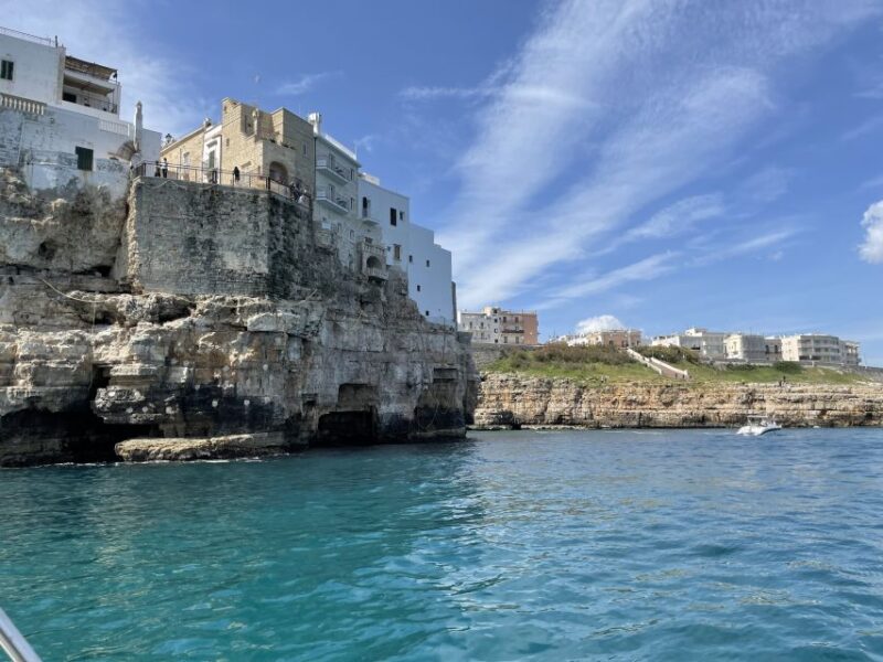 Polignano a Mare: Speedboat Cruise to Caves with Aperitif - Key Points