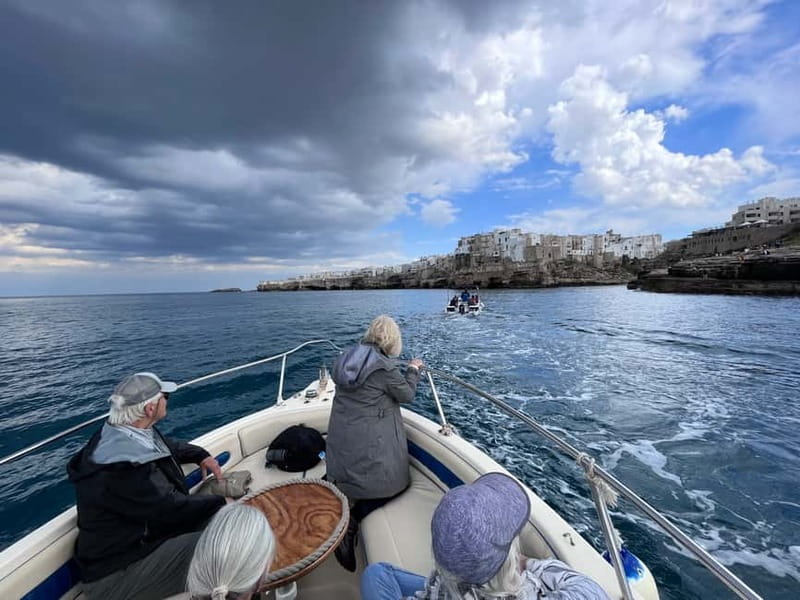 Polignano: Coastline Tour With Prosecco And Taralli & Swim - Discover the Beauty of Polignano’s Coastline on a 2-Hour Boat Tour