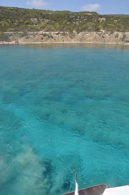 Polis: Blue Lagoon Boat Tour with bus from Paphos - Discover the Luxury of the Polis: Blue Lagoon Boat Tour with Bus from Paphos