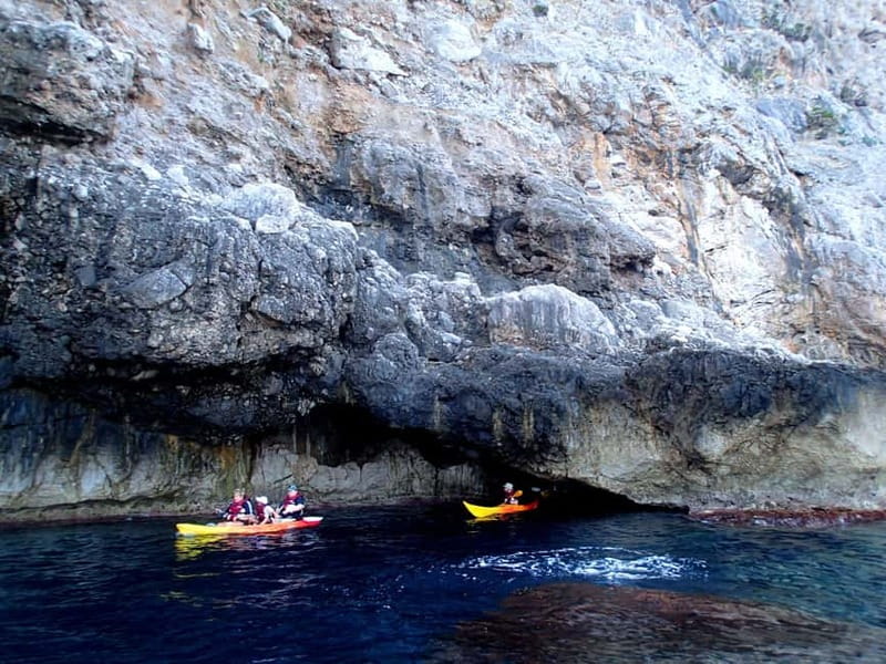 Pollença: Kayak Discovery  Snorkeling and Caves - Visiting the Impressive Sea Caves with Kayaks