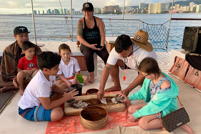 Polynesian Canoe Sunset Sail - Meeting Point and Accessibility