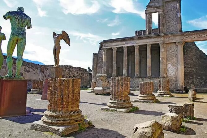 Pompei Archaeological Park Skip The Line ticket With audio Guide - The Convenience of Skip-The-Line Entry at Pompeii