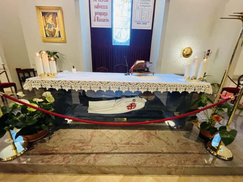 Pompei: Our Lady of the Rosary & St Bartolo Longo City Tour - Reflection, Prayer, and the End of the Tour