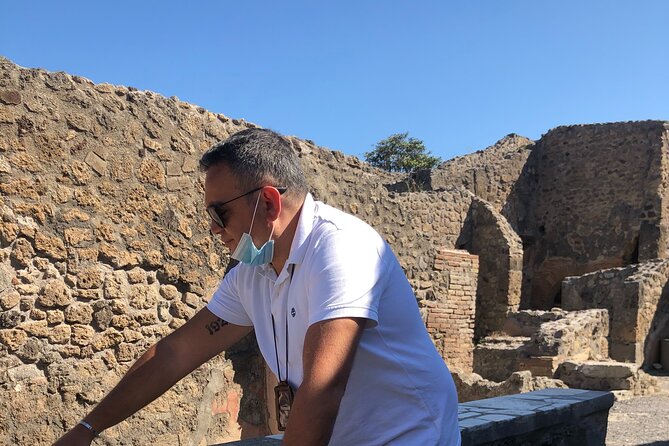 Pompei three hours with an expert guide - Walk Along Pompeii’s Main Streets and Visit Top Attractions