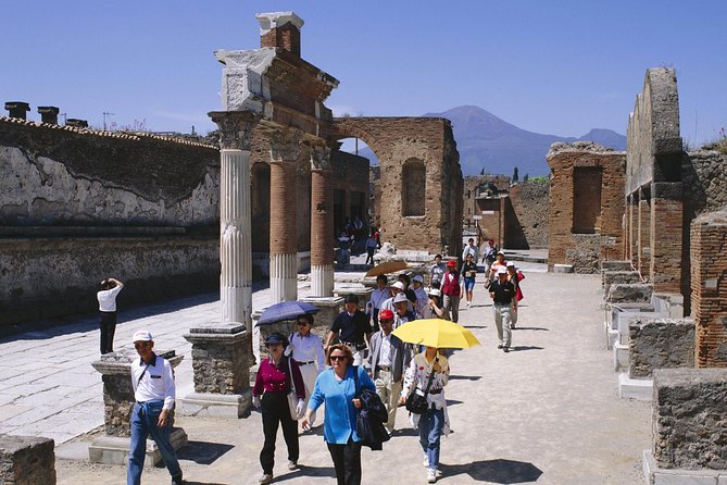 Pompeii 2-hour Private Tour with an Archaeologist-Ticket included - Visiting the Lupanar