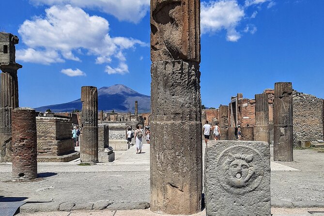 Pompeii 2 hours Private guided tour, A JOURNEY THROUGH THE TIME - Convenient Meeting Point in Pompeii