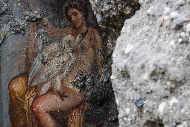 Pompeii and Amalfi Coast Day Trip from Naples - Reviews Highlighting Guide Expertise and Scenic Views