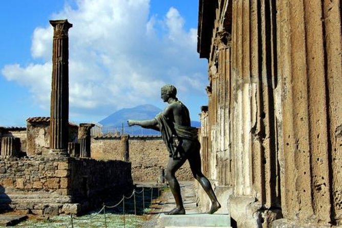 Pompeii and Sorrento Day Trip from Naples - Starting Point: Hotel Pickup and Luxury Coach Transfer