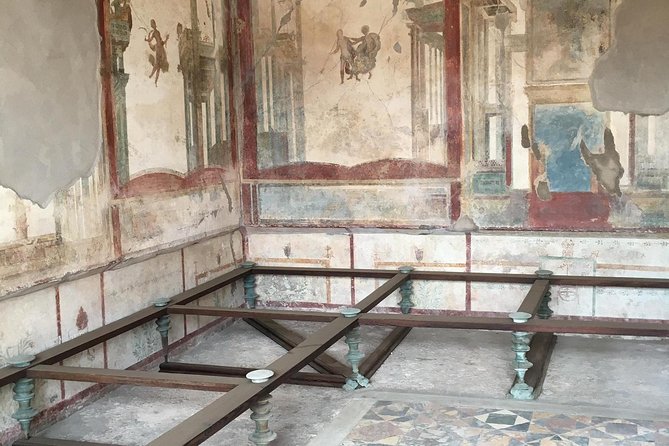 Pompeii and wine testing from Naples or Sorrento - Key Points