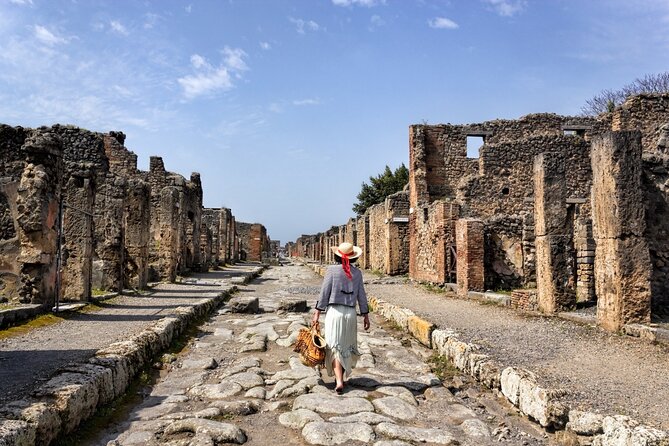 Pompeii guided group tour plus entry ticket - Key Highlights Inside Pompeii’s Ruins