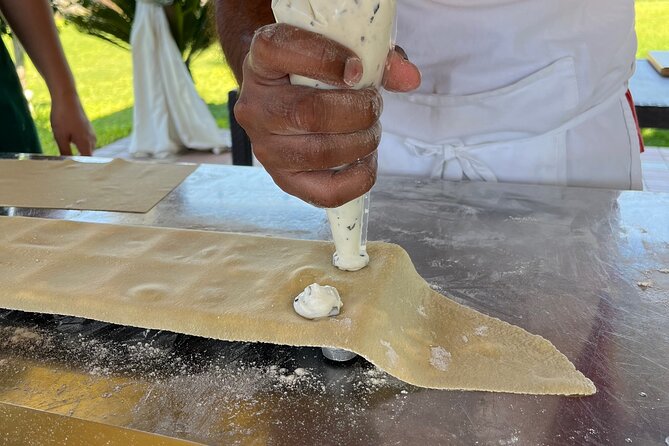 Pompeii: guided tour of the ruins and cooking class fresh pasta - The Experience Provider: Giardini Balestrieri
