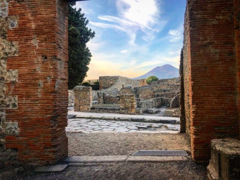 Pompeii: Guided Tour with Skip-the-Line Entry - Key Points