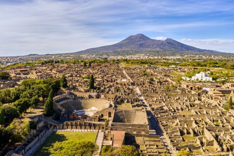 Pompeii: Guided Walking Tour with Entrance Ticket - Highlights of Pompeii: Key Landmarks and Stories