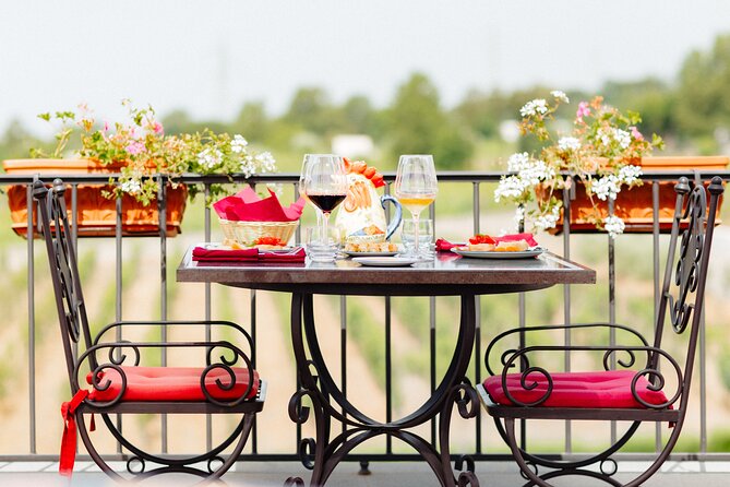 Pompeii & Herculaneum Private Tour: Fast-Track, Winery & Lunch - Who Will Appreciate This Tour Most