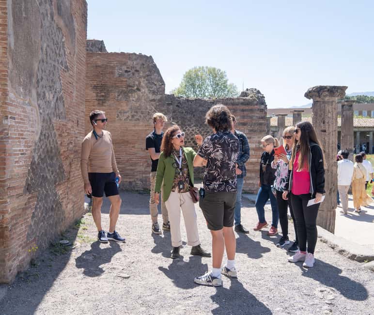 Pompeii Pass: Skip-the-Line, Guided Tour & Museum Access - Key Points