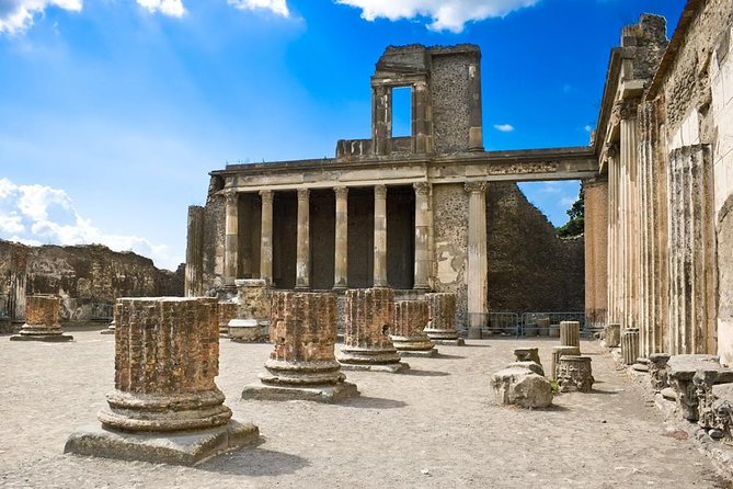 Pompeii ruins and the city of Naples with private transportation - Summing Up the Pompeii and Naples Private Experience