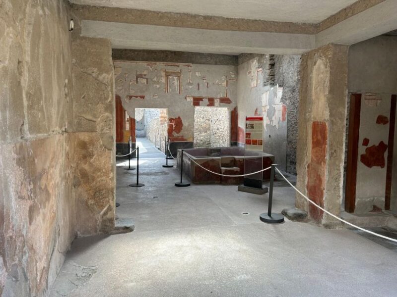 Pompeii semi-private tour, priority Access and Expert Guide - Practical Tips for Visiting Pompeii on This Tour