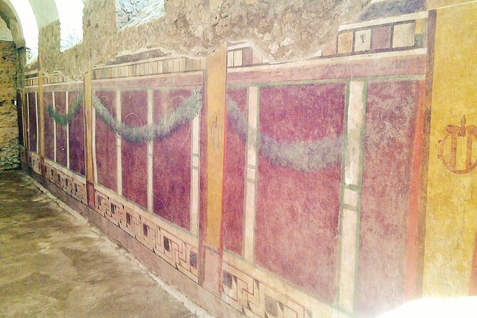 Pompeii shared tour (small groups) - 2 hours - Exclusive Access to Recent Archaeological Discoveries and Excavation Sites