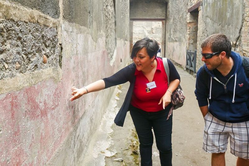Pompeii: Skip-the-Line Guided Tour with Expert Archaeologist - Small Group Benefits and Enhanced Interaction