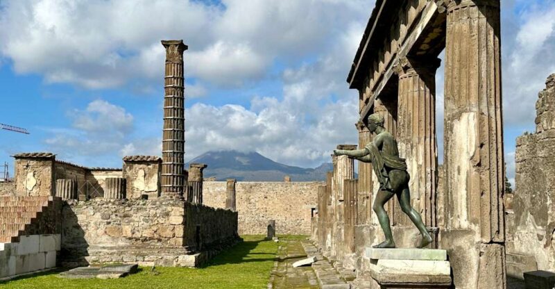 Pompeii: skip the line ticket + guided group tour - Explore Pompeii Quickly and Comfortably with a Skip-the-Line Ticket and Guided Tour