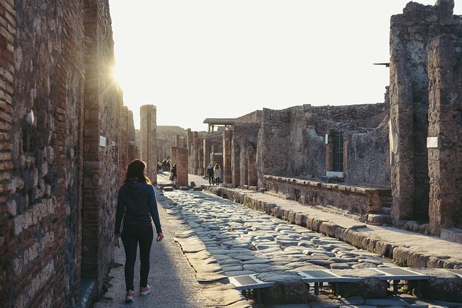 Pompeii: Skip-the-line-Ticket with Guided Tour - The Experience Compared to Other Pompeii Tours