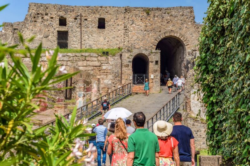 Pompeii: Small Group Tour with an Archaeologist - The Forum and Civic Center