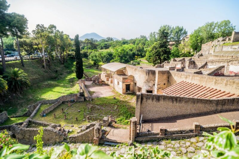 Pompeii: Small Group Tour with an Archaeologist - The Large Theatre and Cultural Entertainment