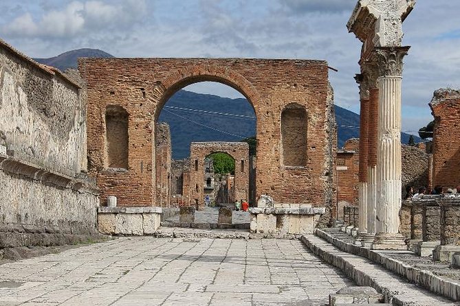 Pompeii, Sorrento and Amalfi Coast (Driver Only/Self Touring) - Key Points