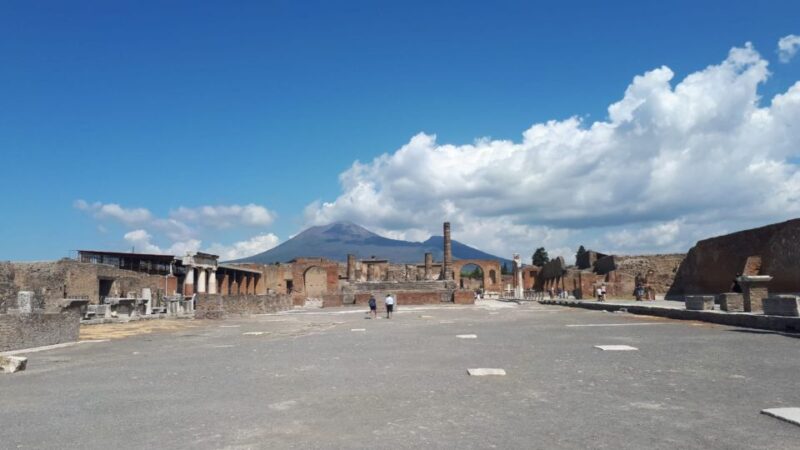 Pompeii Sunset tour for small group - Frequently Asked Questions
