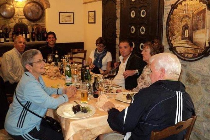 Pompeii Tour from Naples: Skip-the-Line Entry + Guided Visit - Discovering the Villa Imperiale and Roman Elite Life