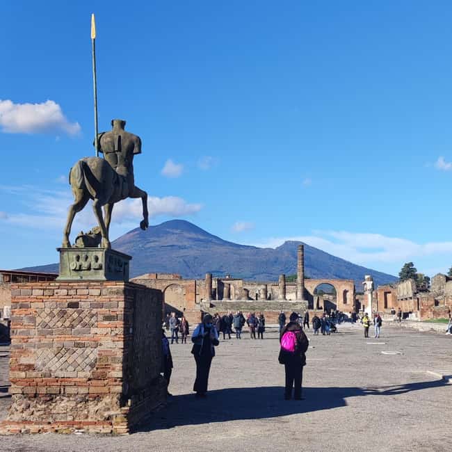 Pompeii Tour with Archaeological Expert and Lunch - Discover Pompeii with a Knowledgeable Archaeological Guide and Tasty Lunch