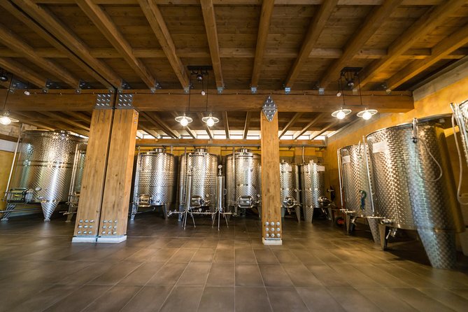 Pompeii Vineyard Escape: Private Wine Tasting & Lunch - A Delicious Three-Course Lunch of Local Flavors