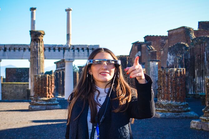 Pompeii: walking tour with 3D glasses and with entrance ticket - How the Augmented Reality Glasses Transform Pompeii