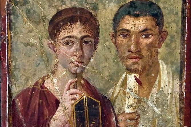 Pompeii Walking Tour with a licensed Guide - The Role of Veronica as a Guide