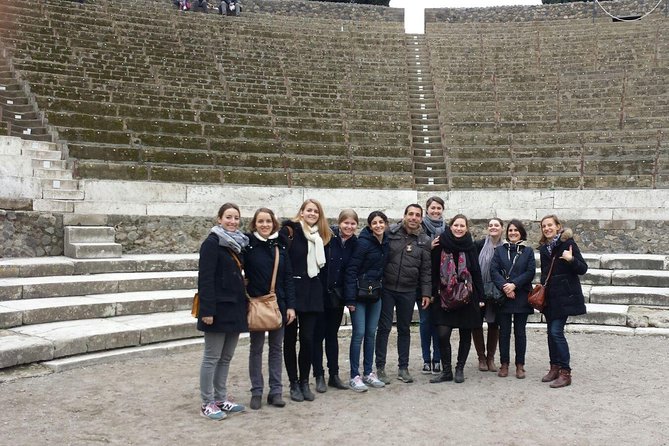 Pompeii with an archaeologist, small group!!! - Accessibility and Group Size Benefits