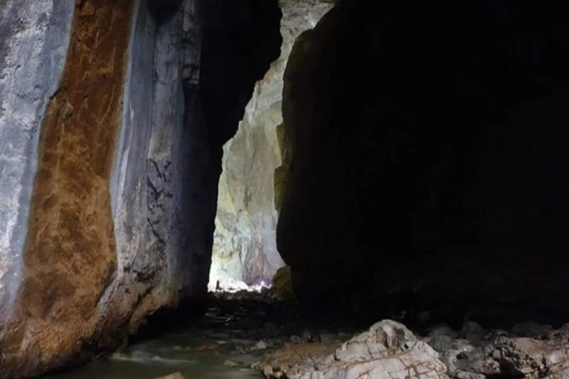 Ponor Fortress:1 day tour visit the greatest Romanian cave - Physical Requirements and Accessibility