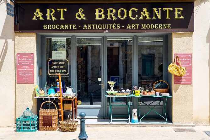 Pont du Gard to Villeneuve Les Avignon & Châteauneuf du Pape wine private tour - Explore Roman Landmarks and Historic Villages on a Private Day Trip from Marseille