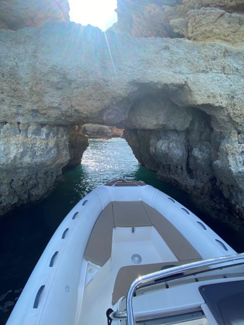 Ponta da Piedade and Lagos Coast Private tour - A Comfortable and Well-Equipped Boat