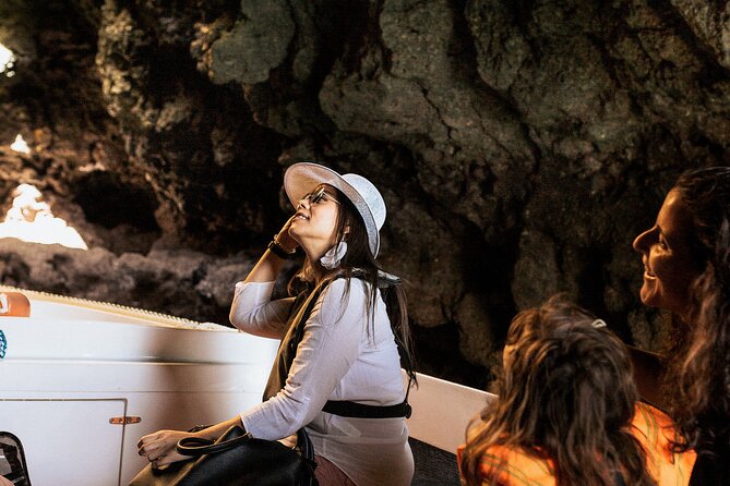 Ponta da Piedade Boat Tour to Caves and Beaches with Local Guide - Practical Info: Group Size, Booking, and Access