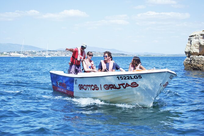 Ponta da Piedade Grotto Tour - The Guides: Knowledgable and Personable Skippers