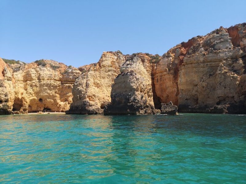 Ponta da Piedade: Half-Day Cruise with Lunch from Lagos - Savor Portuguese Cuisine with a Fresh, Onboard Lunch