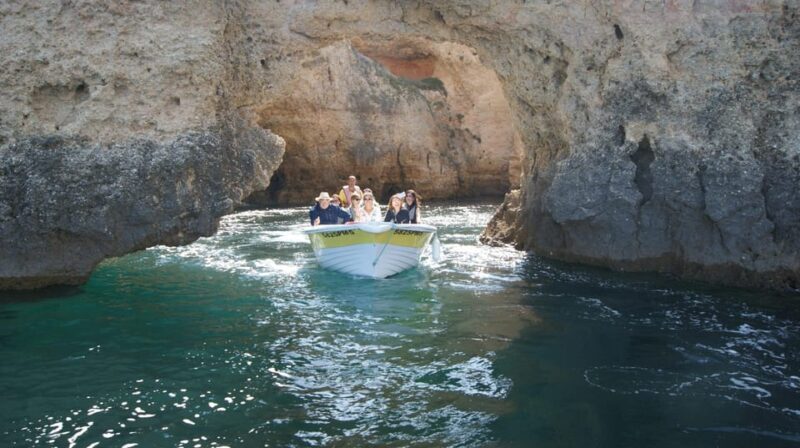Ponta da Piedade:Express grotto tours - Inside the Ponta da Piedade Caves