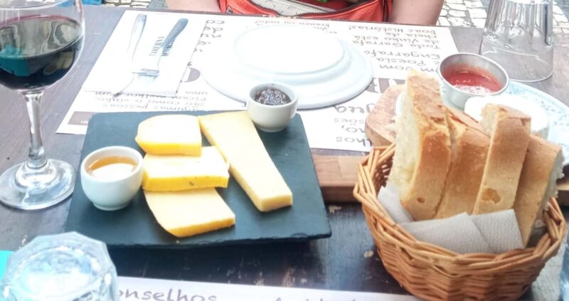 Ponta Delgada: Fat Dolphin Food Tours - The Pace and Duration of the Tour